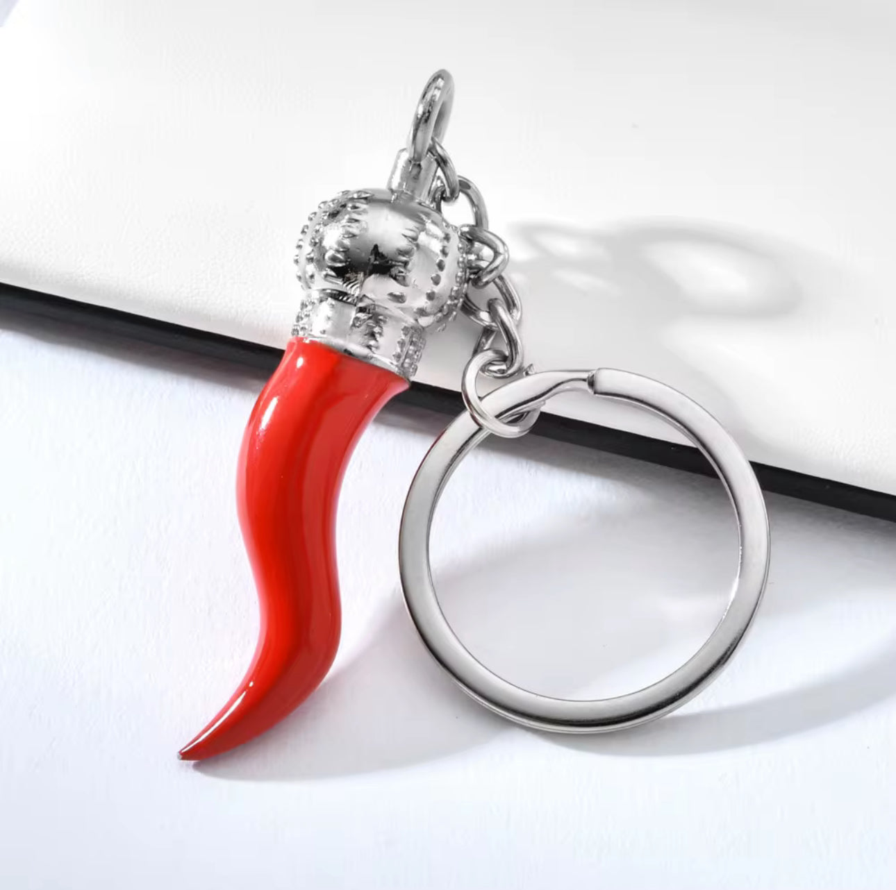 Italian Horn Keychain – Red with Silver Chain & Key Ringl